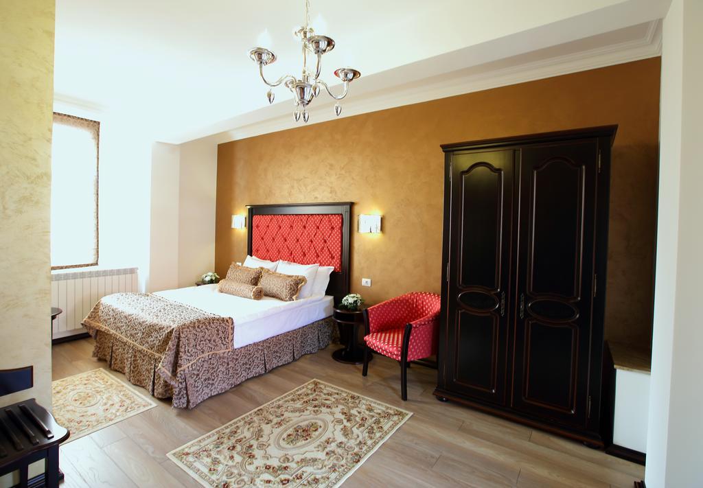 Hotel Galany Rădăuţi Dış mekan fotoğraf