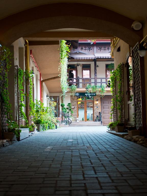 Hotel Galany Rădăuţi Dış mekan fotoğraf