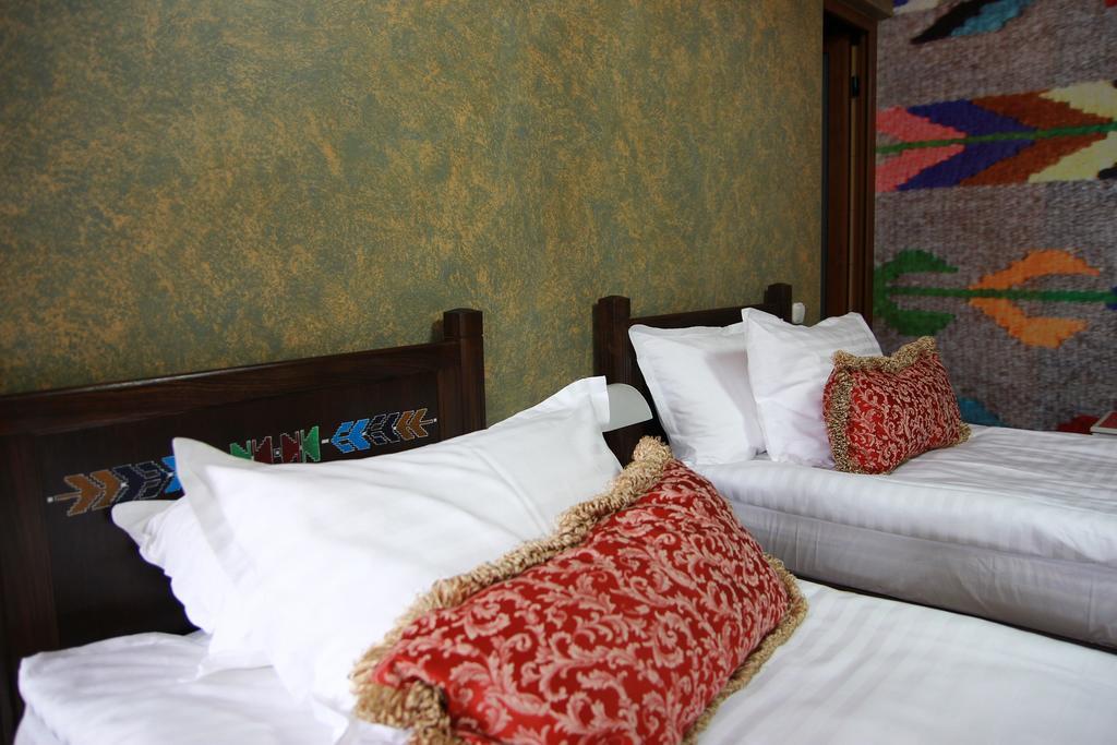 Hotel Galany Rădăuţi Dış mekan fotoğraf